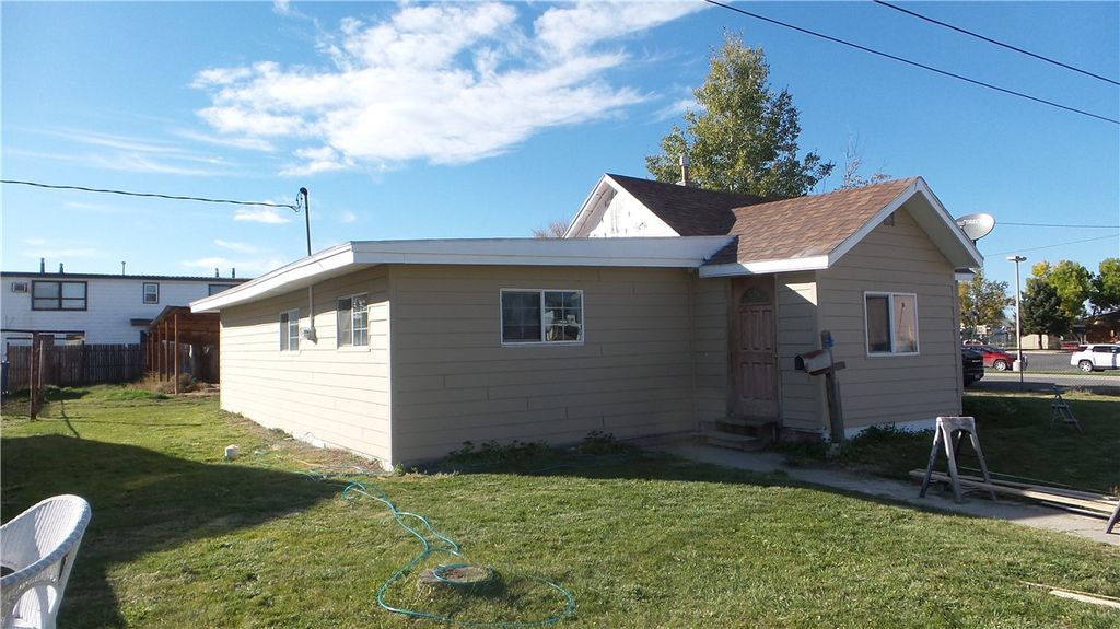 Photo of 4 S. Miles Avenue, Hardin, MT 59034 (MLS # 356168)