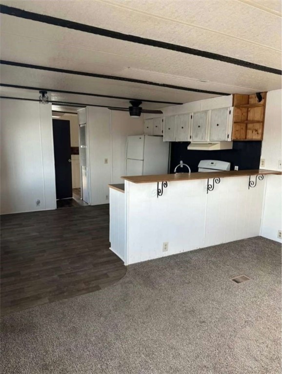 2711 Lackawanna Lane
