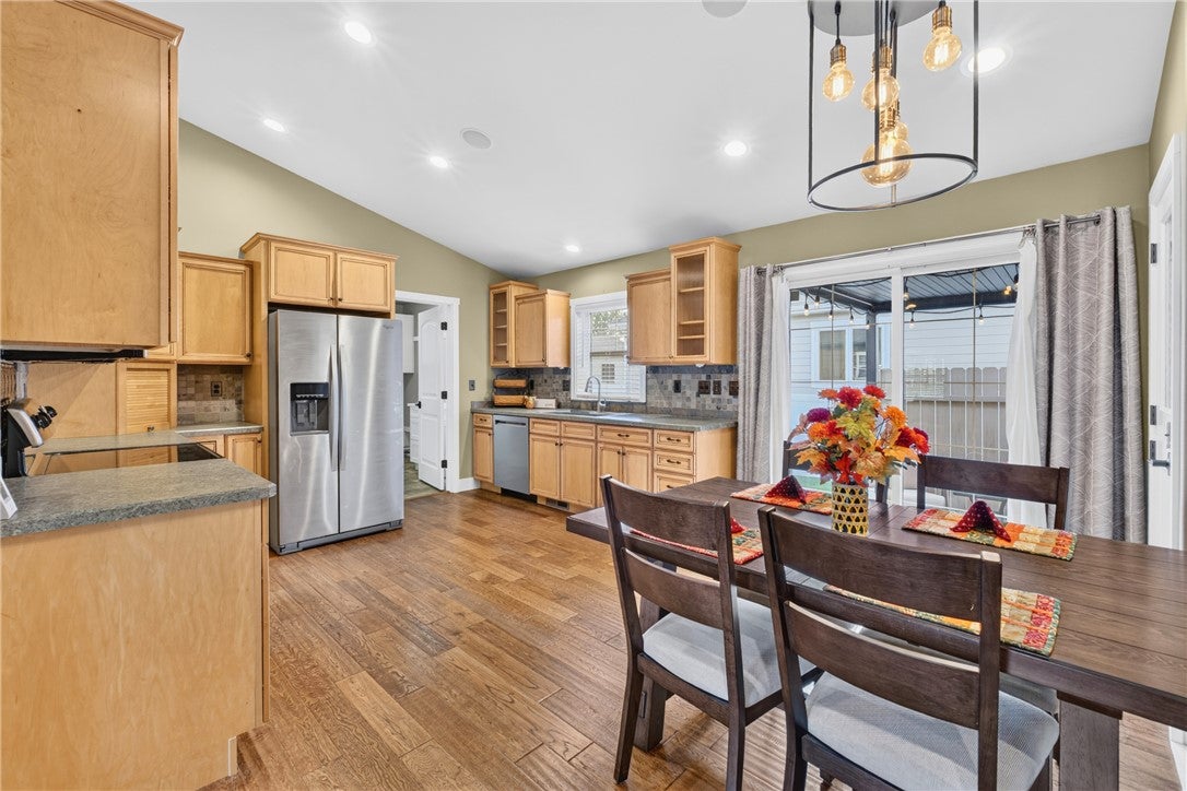 3076 Hunters Ridge Loop