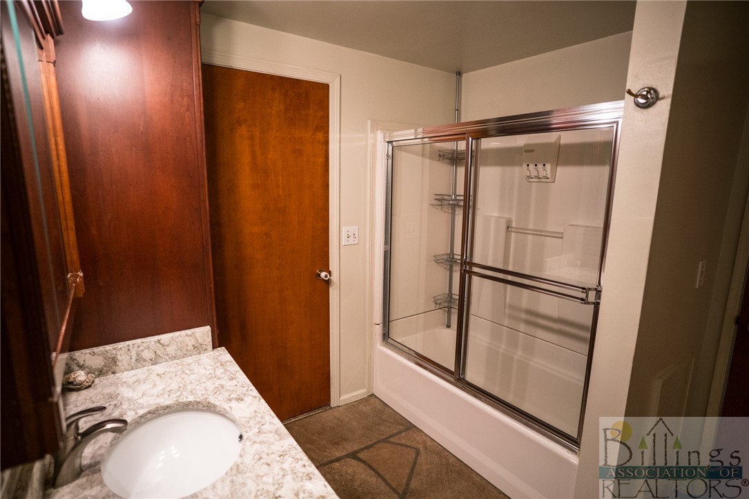 Columbus, Montana 59019, United States, 3 Bedrooms Bedrooms, ,2 BathroomsBathrooms,Residential,Contingent,67614