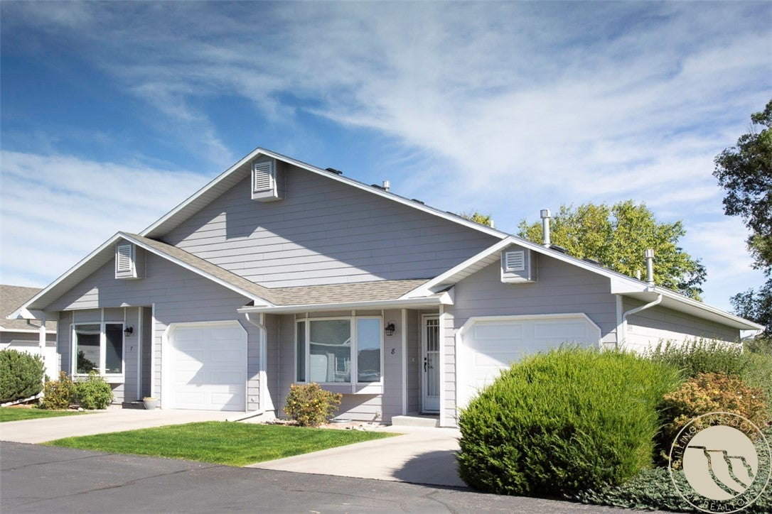 3355 Crater Lake Avenue 8