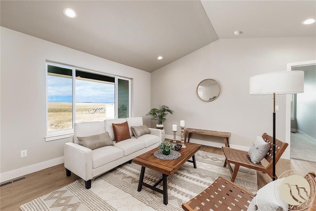 578 Chino Circle