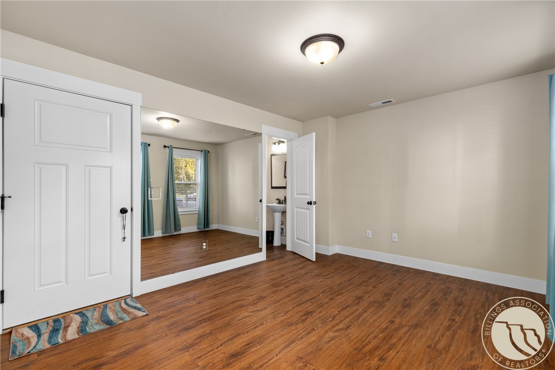 1868 Songbird Drive