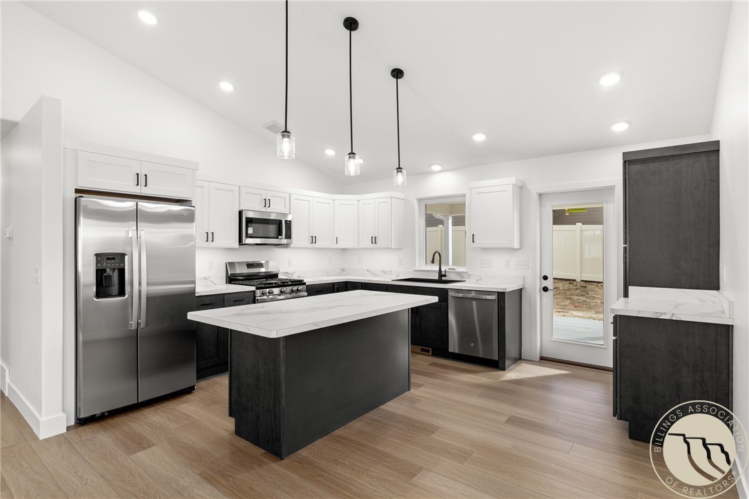 516 Montecito Avenue