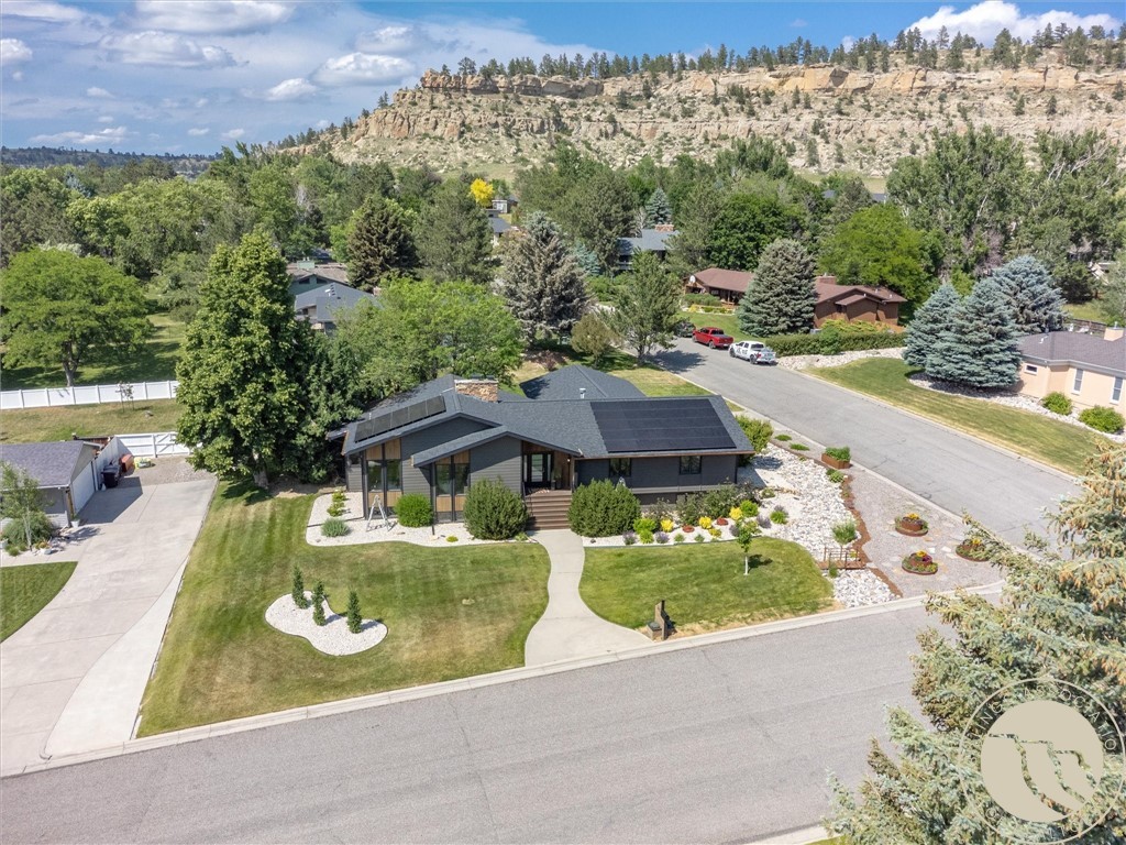 5625 WALTER HAGEN Drive