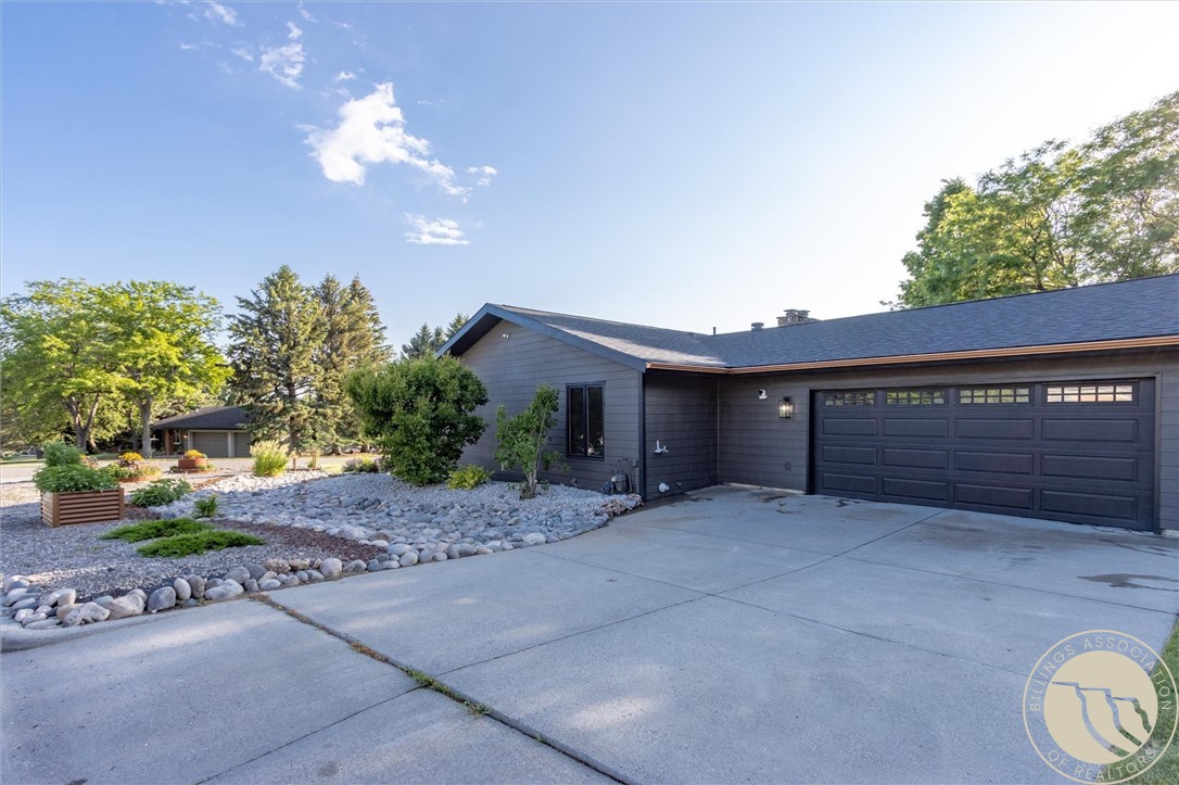 5625 WALTER HAGEN Drive