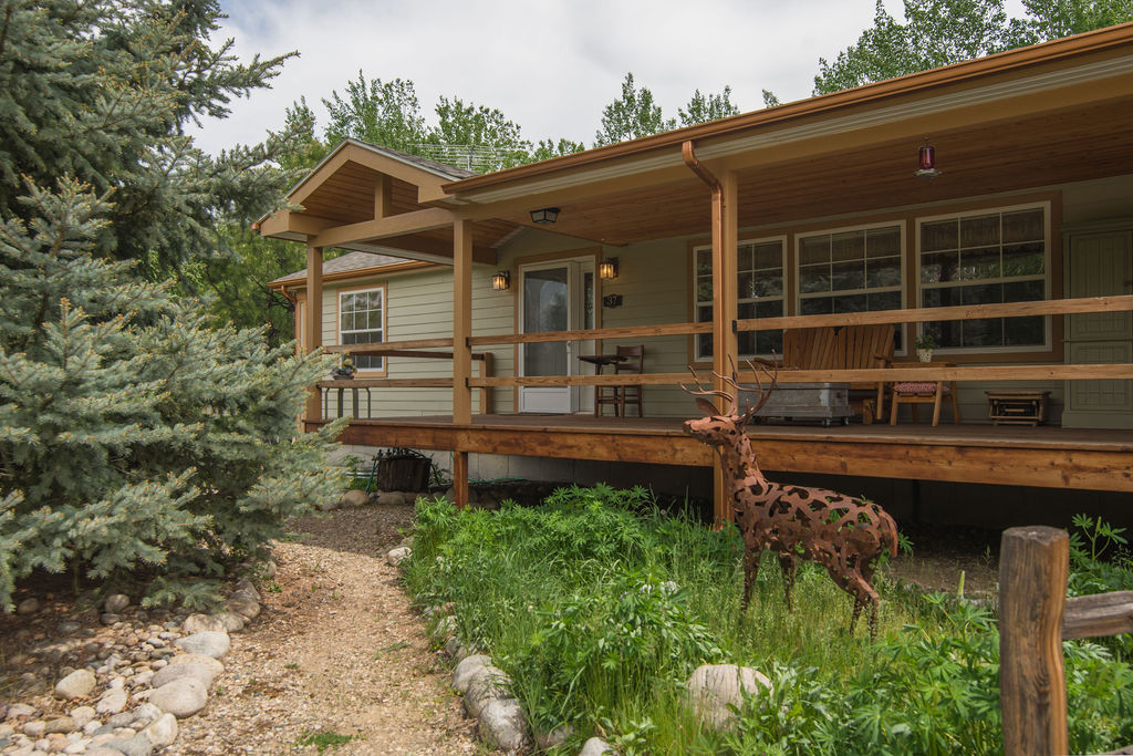 37 Powder River Lane
