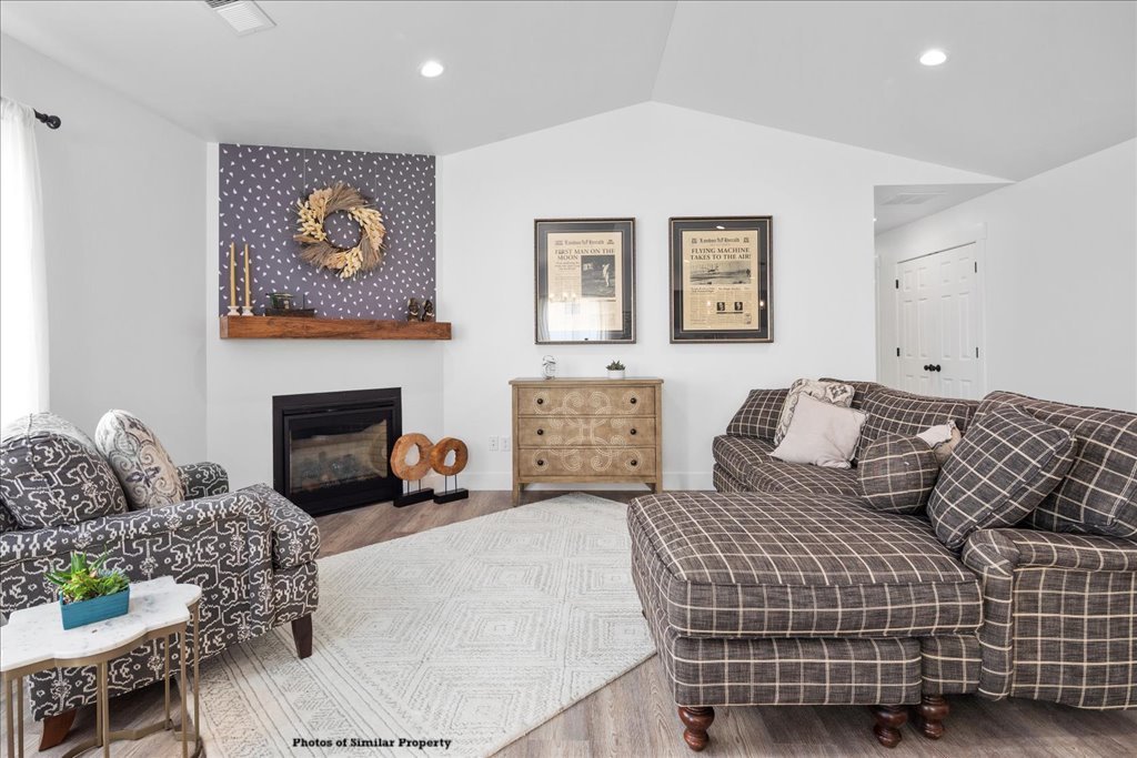 6328 Stream Bank Lane