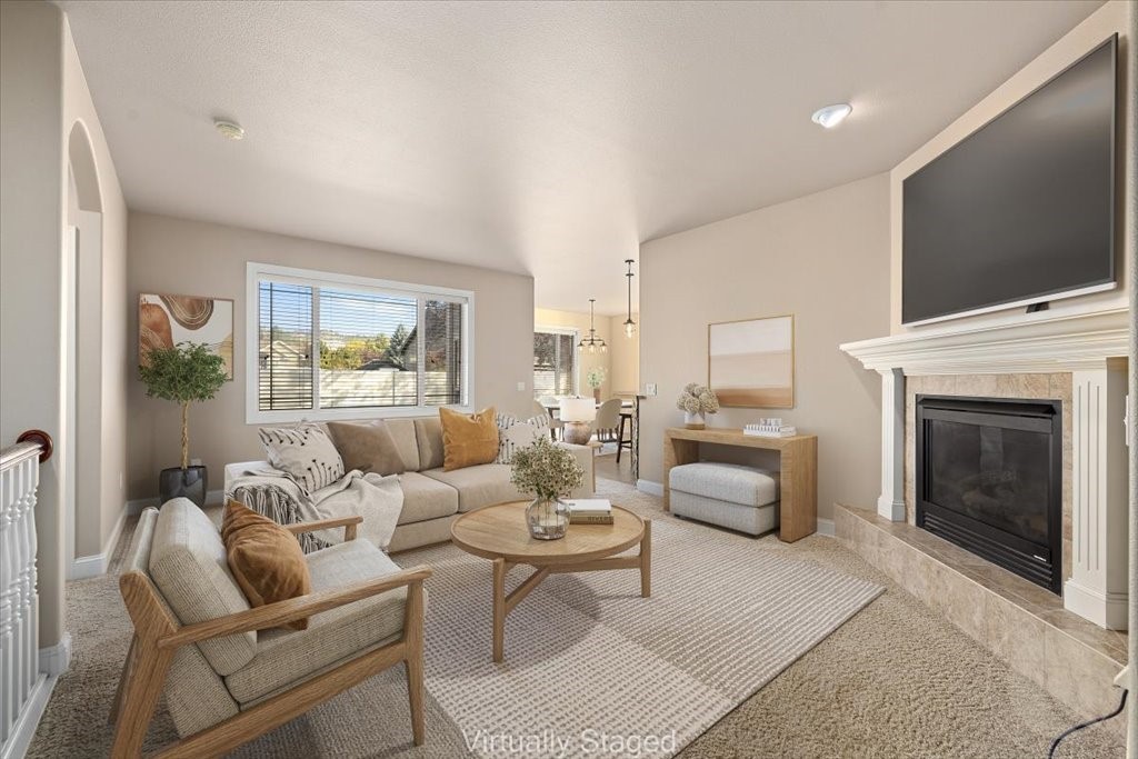 4121 Julaura Lane