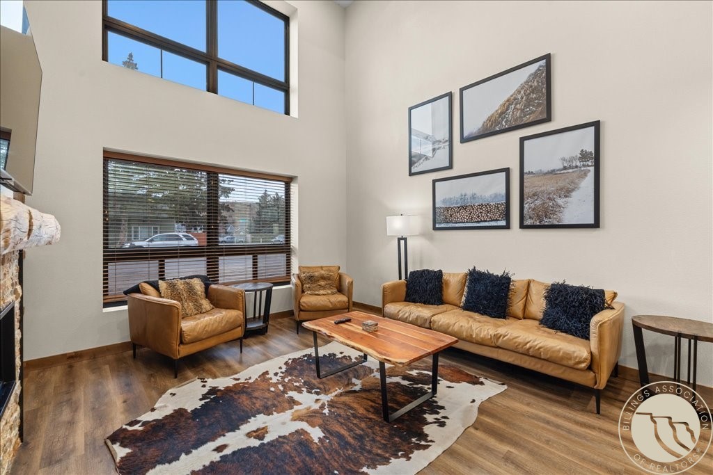 202 Hauser Avenue S 2