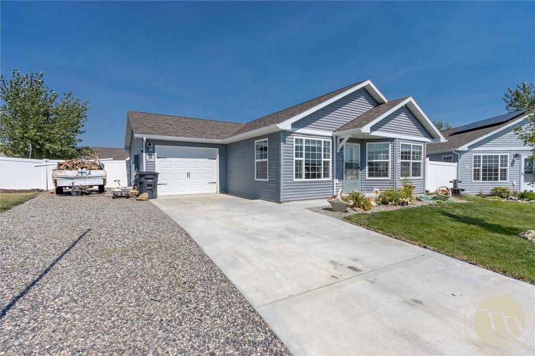 2233 Sierra Vista Circle
