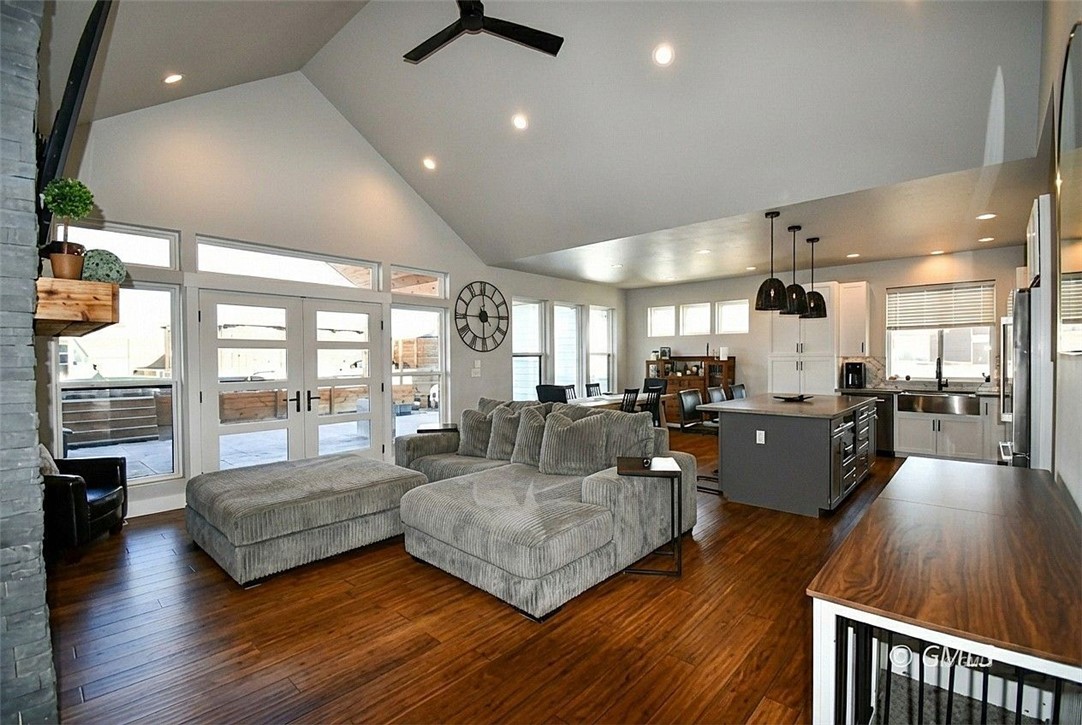 211 Georgetown Drive