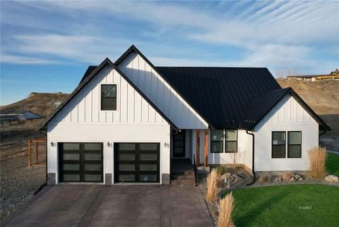 211 Georgetown Drive Glendive MT 59330