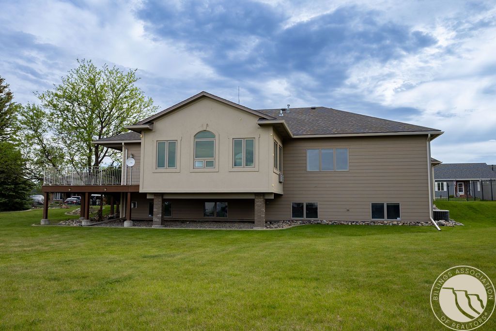 2113 Skyview Drive