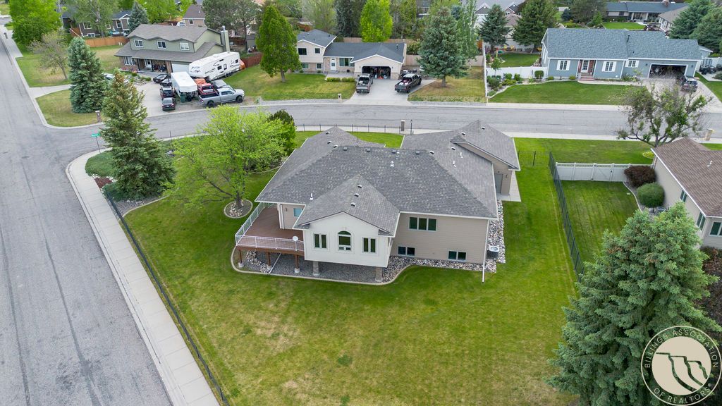 2113 Skyview Drive
