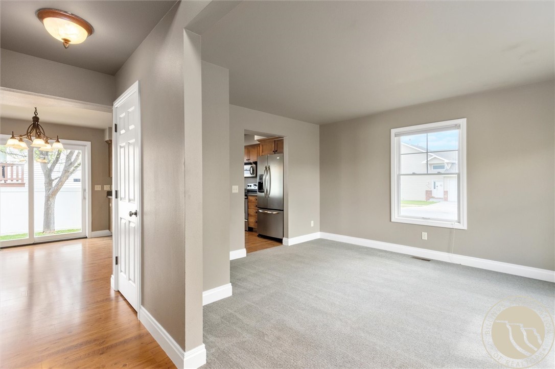 1541 Norwood Lane