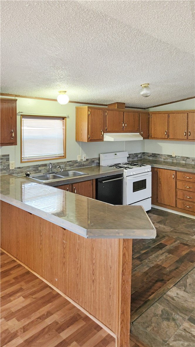 2224 US Highway 87 E Trlr 91