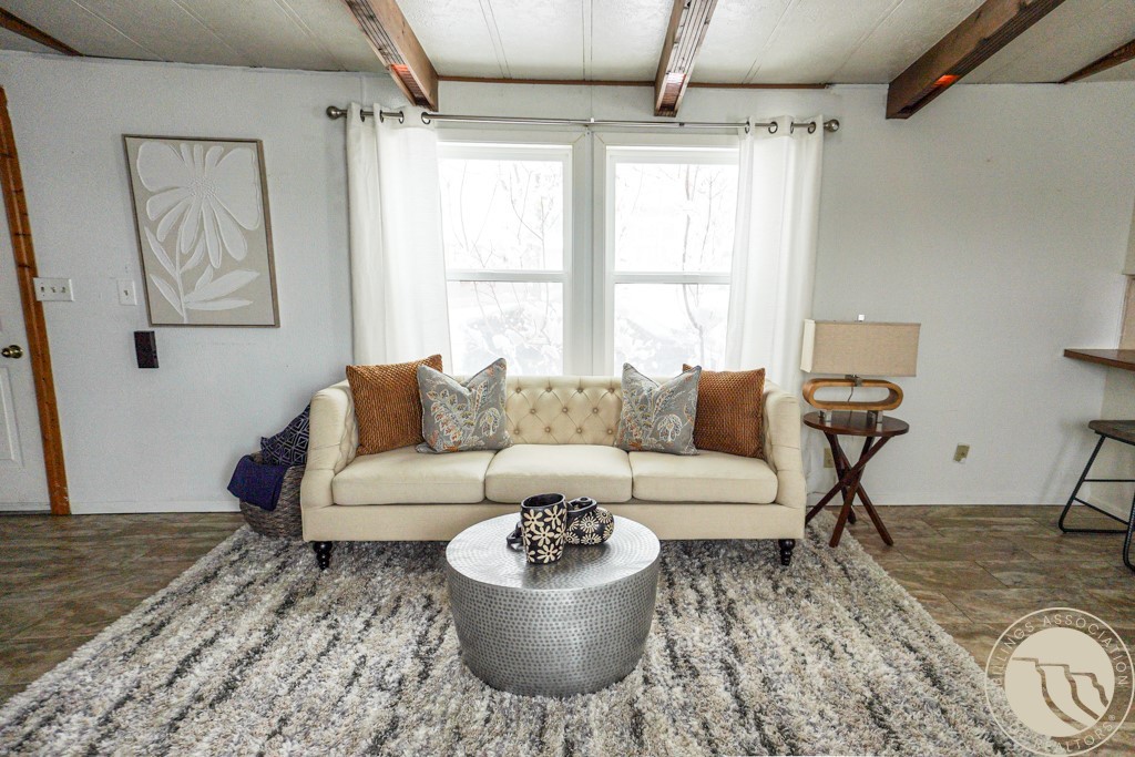 25 Willow Bend Drive S