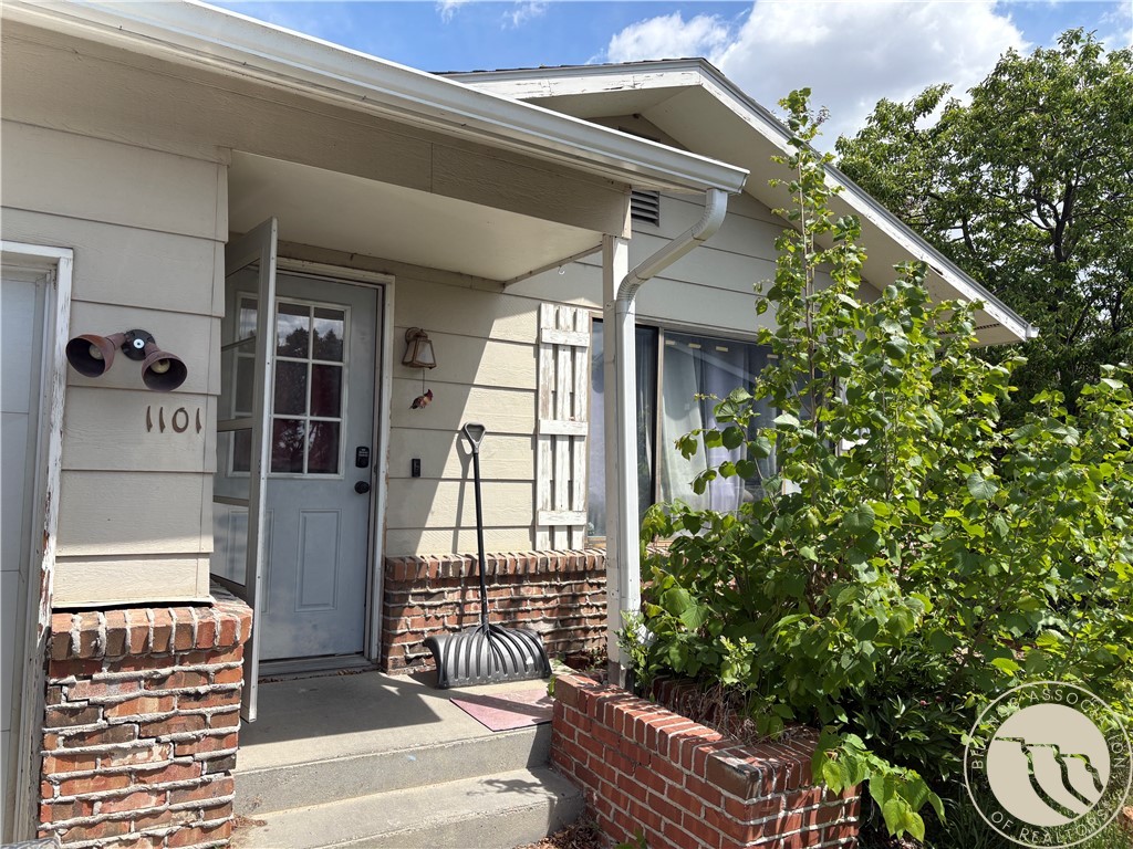 1101/1103 Yellowstone Avenue