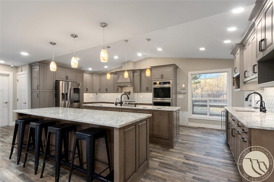 1119 O Malley DR