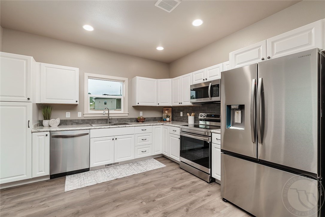 927 Tierra Drive