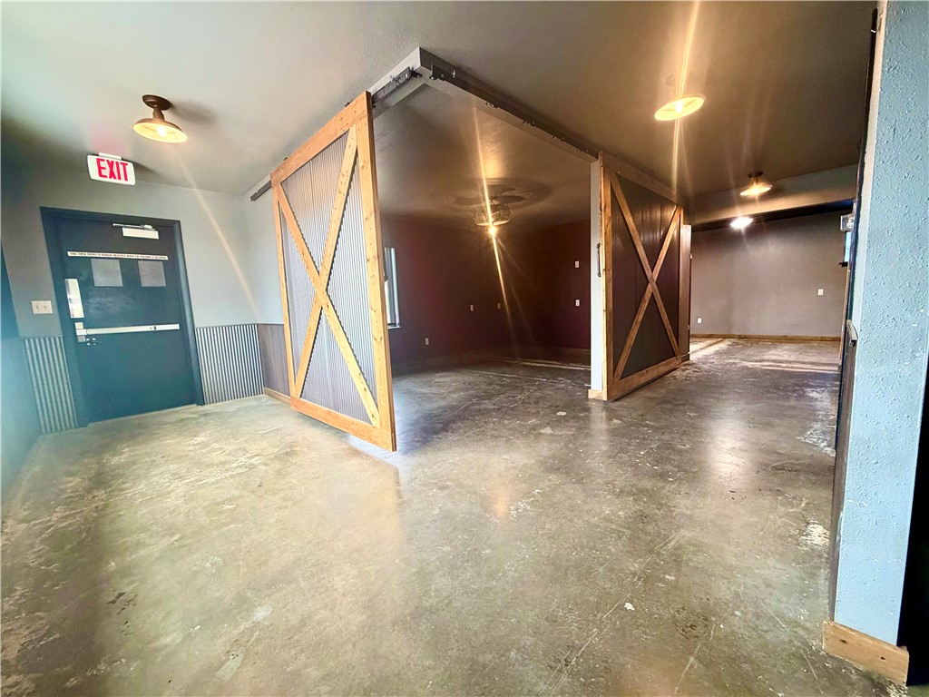 315 E Railroad Street