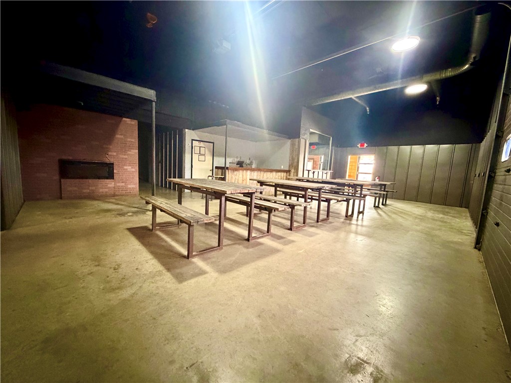 315 E Railroad Street