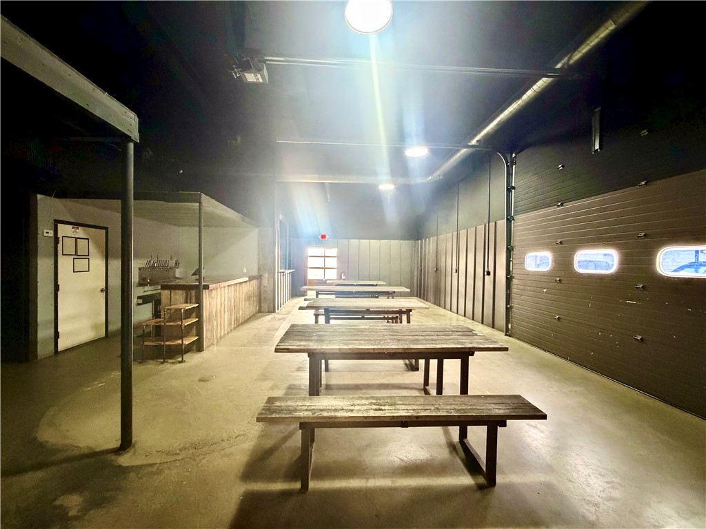 315 E Railroad Street