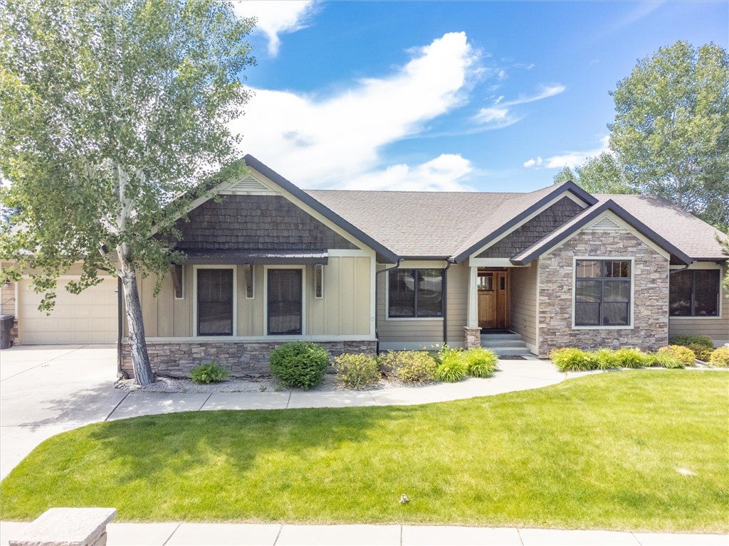 1210 BERINGER Way