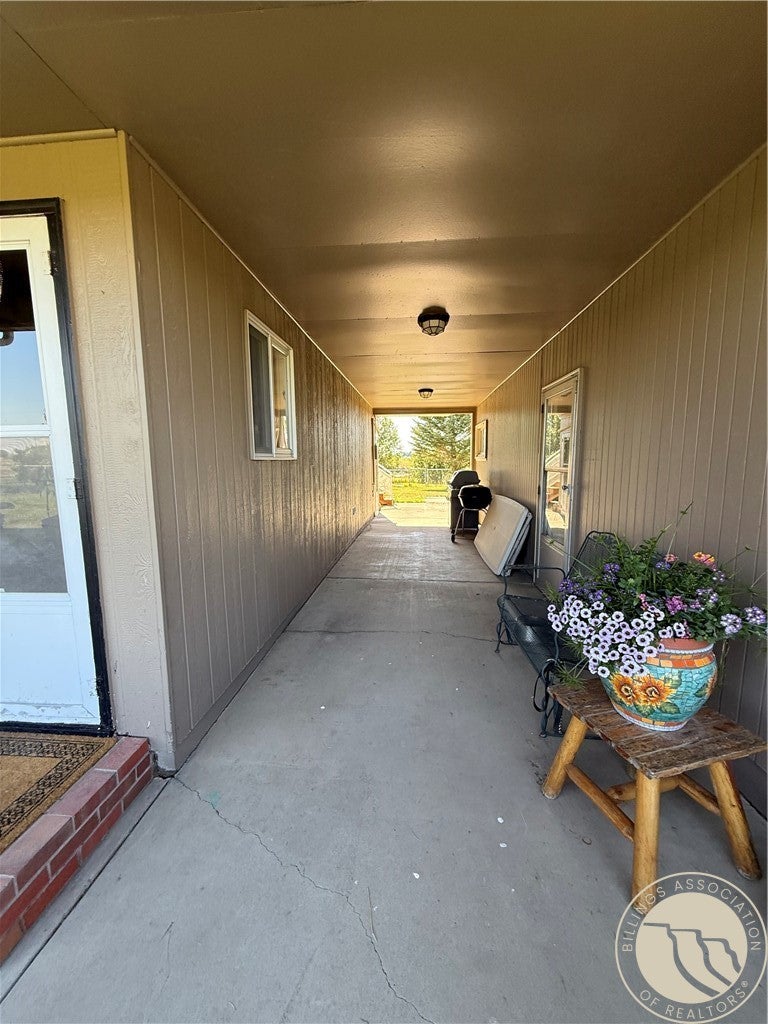 2606 N 17th Road