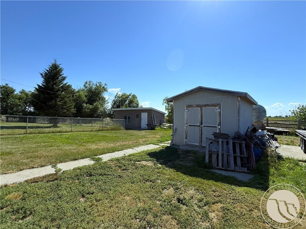 2606 N 17th Road
