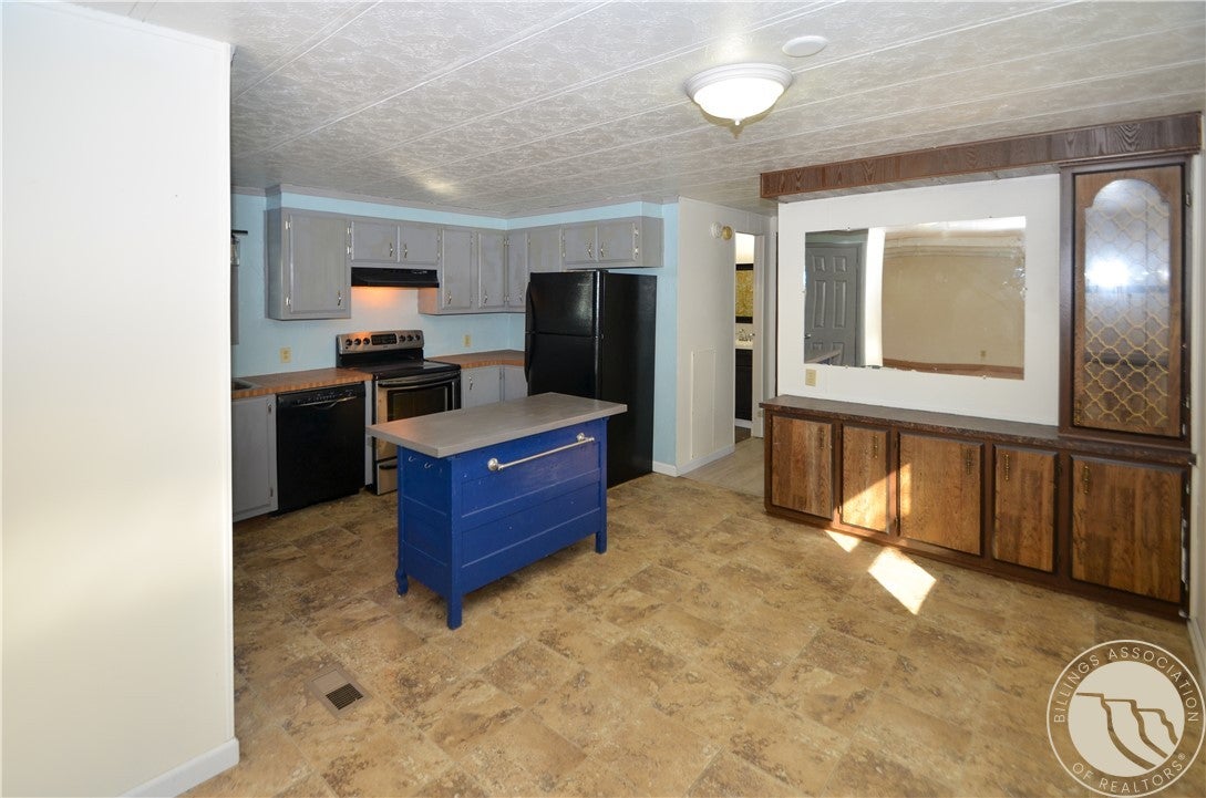 25 Redrock Drive