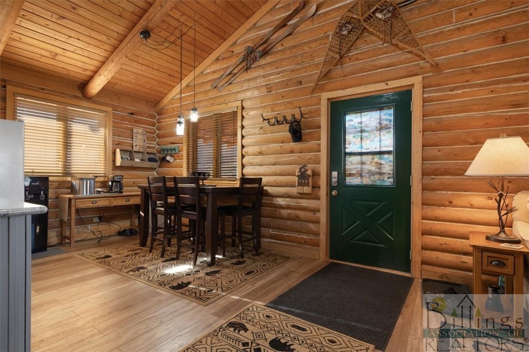 Nye, Montana 59061, United States, 2 Bedrooms Bedrooms, ,1 BathroomBathrooms,Residential,Active,68737