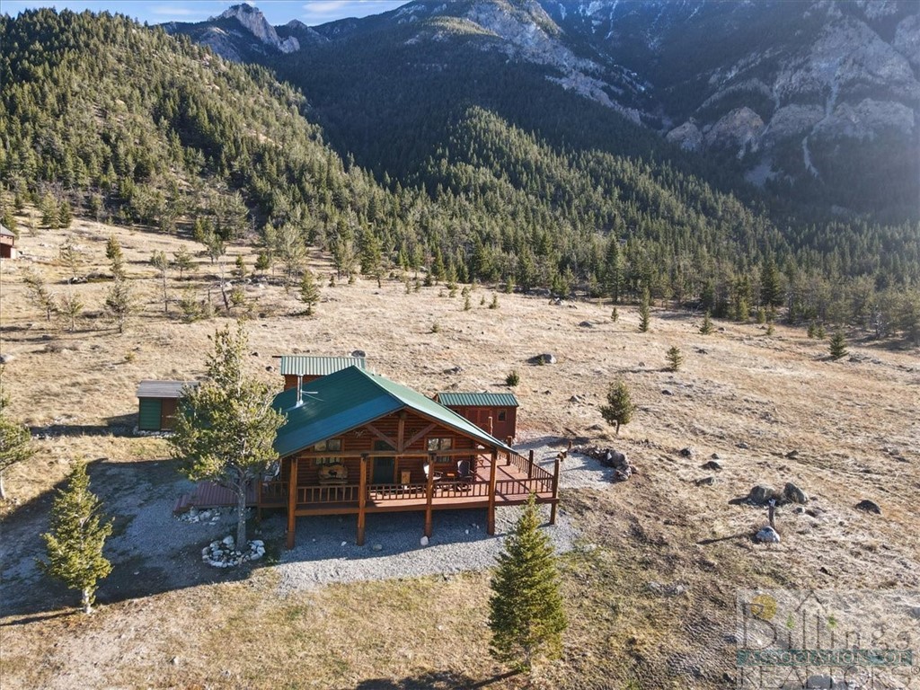 Nye, Montana 59061, United States, 2 Bedrooms Bedrooms, ,1 BathroomBathrooms,Residential,Active,68737