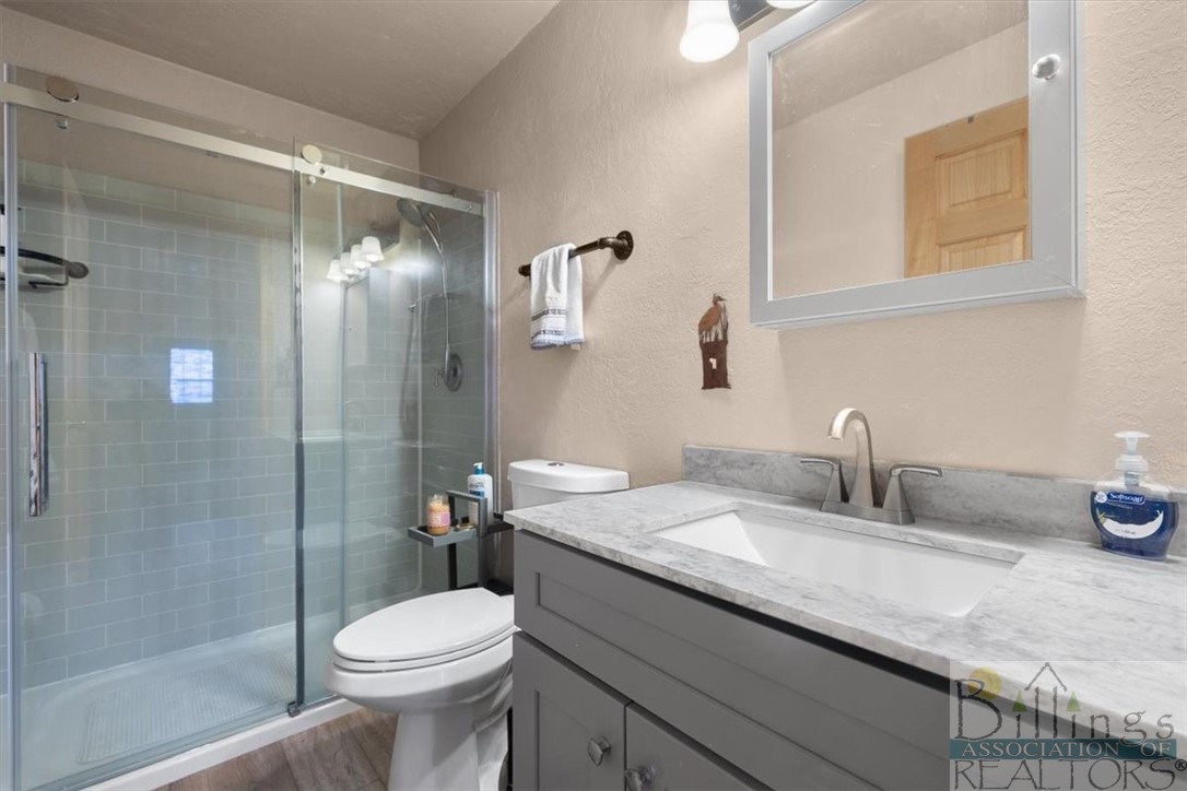 Nye, Montana 59061, United States, 2 Bedrooms Bedrooms, ,1 BathroomBathrooms,Residential,Active,68737