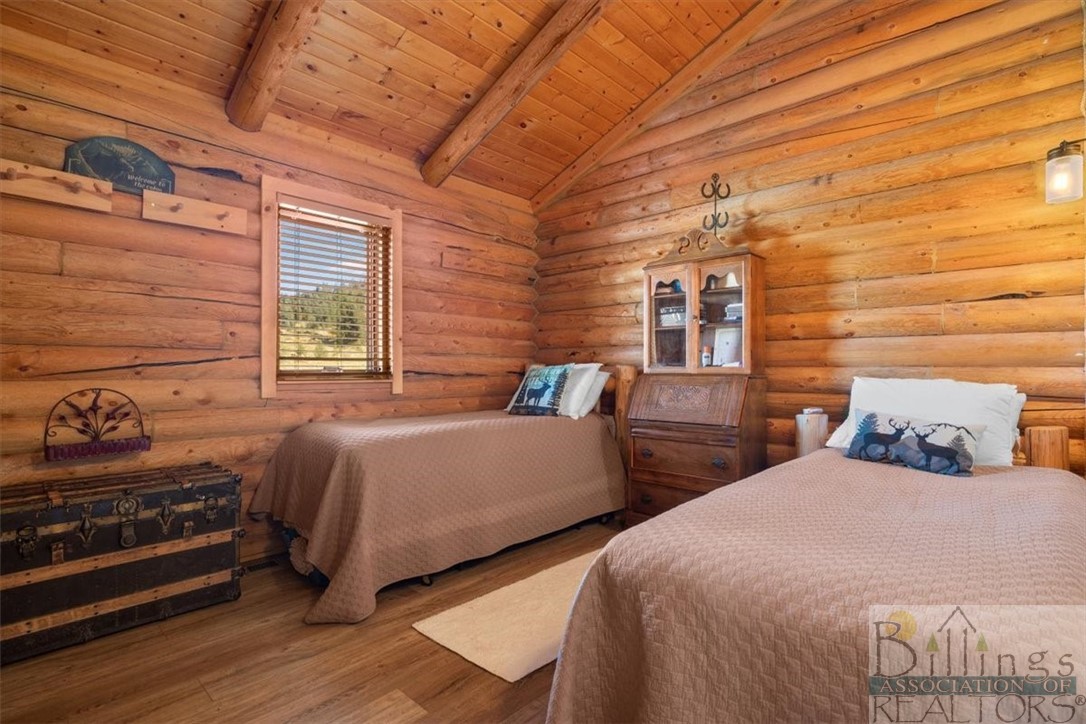 Nye, Montana 59061, United States, 2 Bedrooms Bedrooms, ,1 BathroomBathrooms,Residential,Active,68737