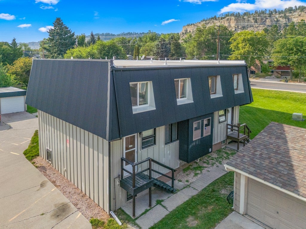 3339 Racquet Drive 6