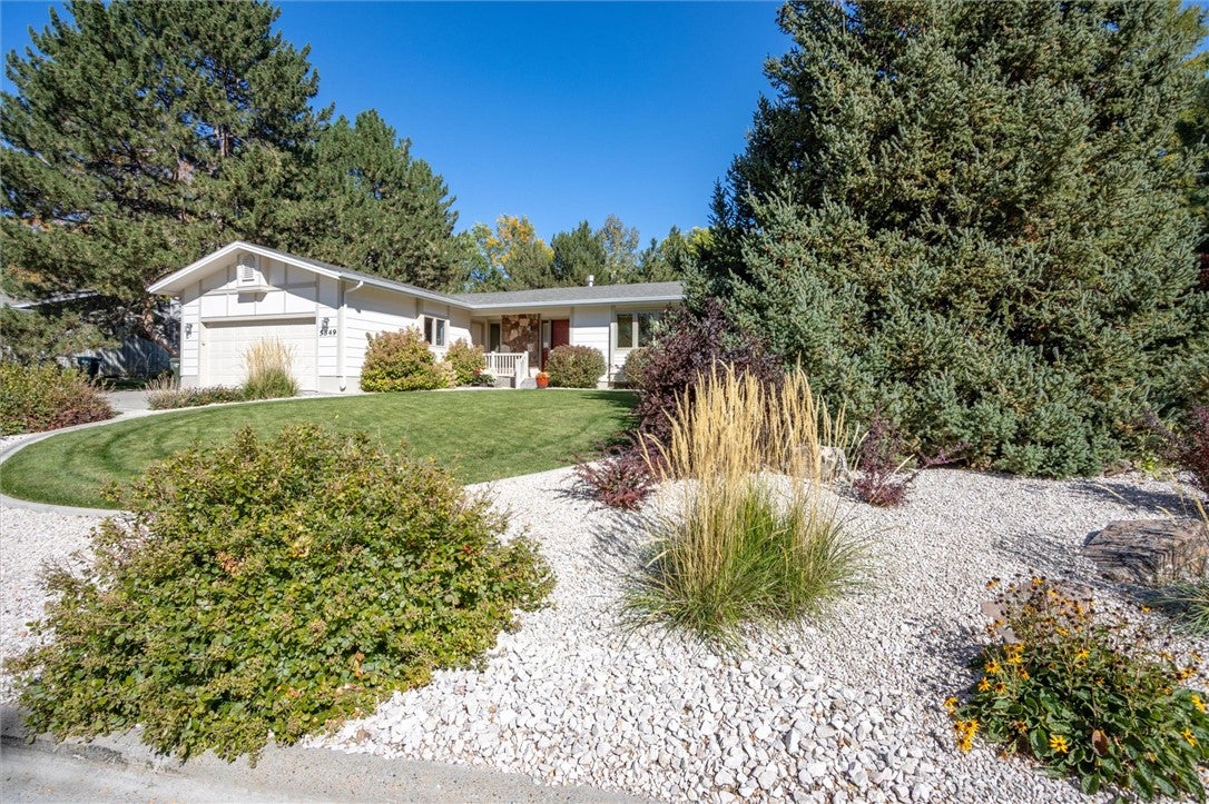 5549 Walter Hagen Drive