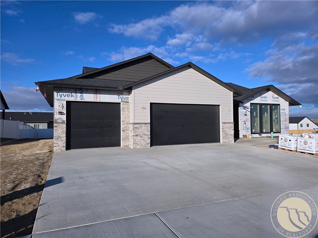 2164 Greenbriar Road