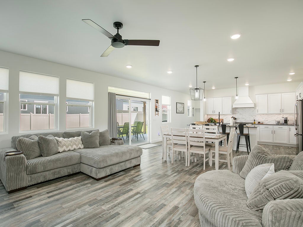 7049 Copper Sunset Drive
