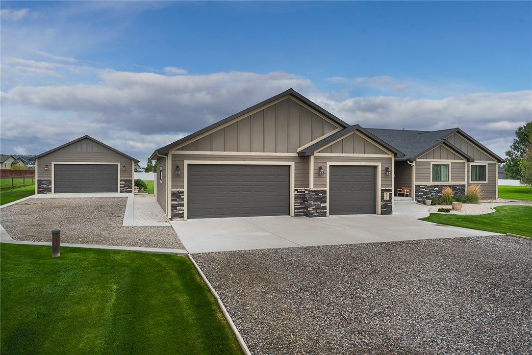 4749 Snowline Vista Way