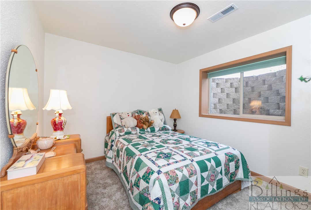 Laurel, Montana 59044, United States, 5 Bedrooms Bedrooms, ,3 BathroomsBathrooms,Residential,Pending,62943