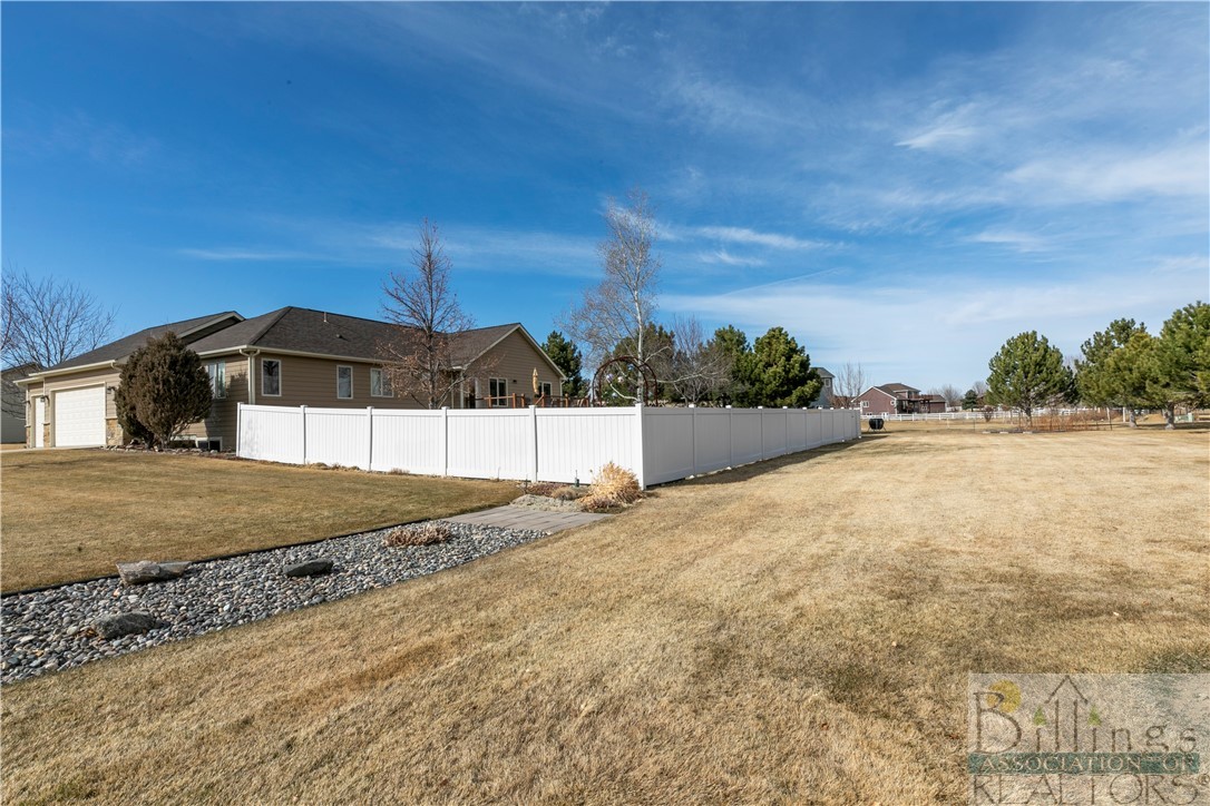 Laurel, Montana 59044, United States, 5 Bedrooms Bedrooms, ,3 BathroomsBathrooms,Residential,Pending,62943