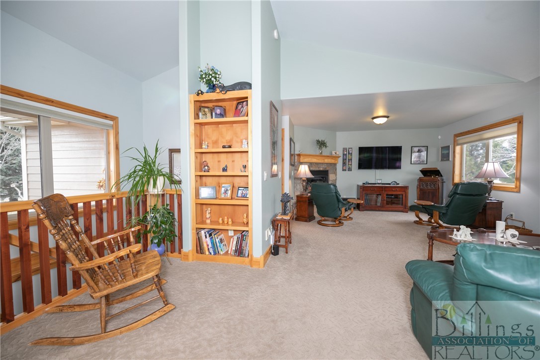 Laurel, Montana 59044, United States, 5 Bedrooms Bedrooms, ,3 BathroomsBathrooms,Residential,Pending,62943