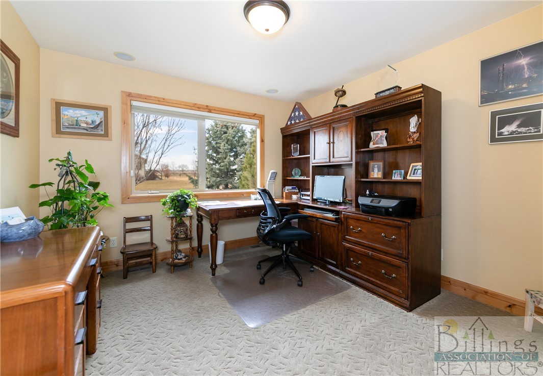 Laurel, Montana 59044, United States, 5 Bedrooms Bedrooms, ,3 BathroomsBathrooms,Residential,Pending,62943