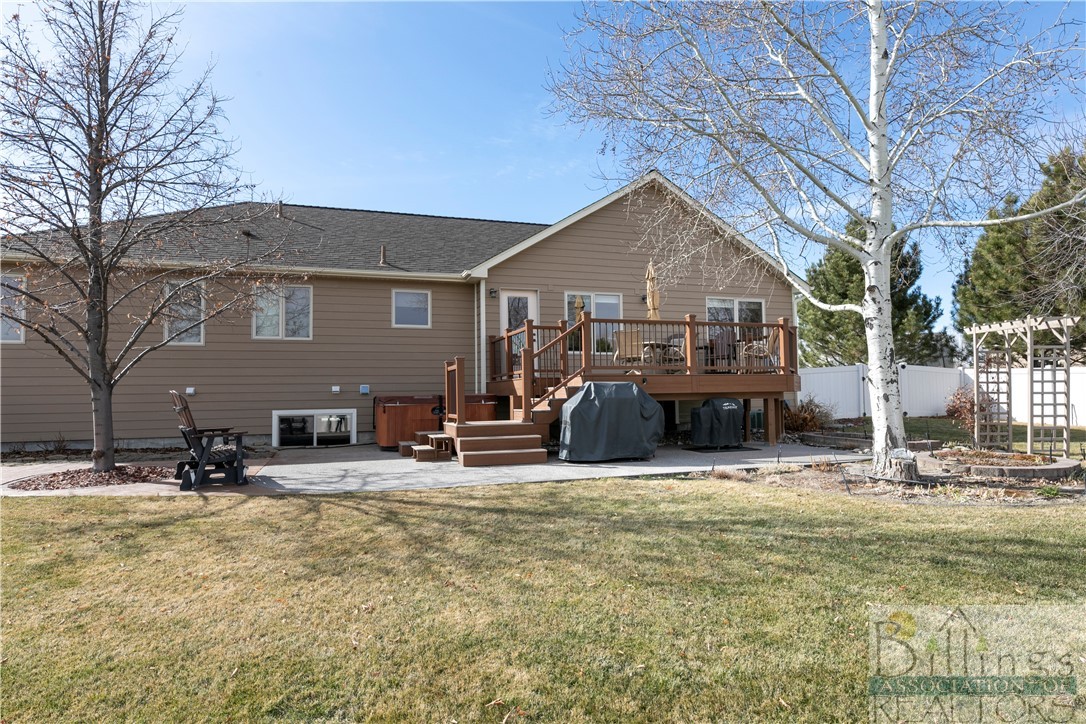 Laurel, Montana 59044, United States, 5 Bedrooms Bedrooms, ,3 BathroomsBathrooms,Residential,Pending,62943