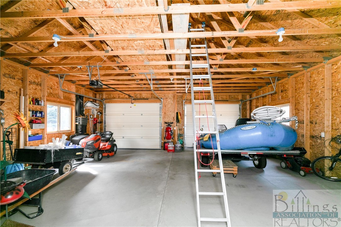 Laurel, Montana 59044, United States, 5 Bedrooms Bedrooms, ,3 BathroomsBathrooms,Residential,Pending,62943