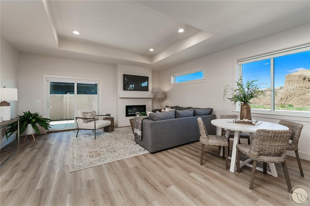 282 Arstein Canal Lane