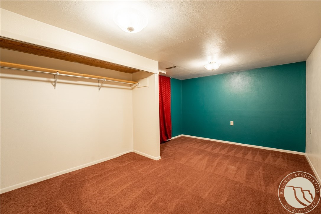 Billings, Montana 59102, United States, 5 Bedrooms Bedrooms, ,3 BathroomsBathrooms,Residential,Active,169671