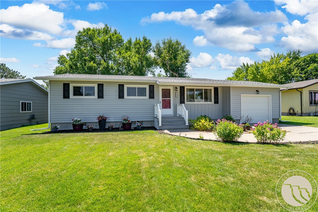 Billings, Montana 59102, United States, 5 Bedrooms Bedrooms, ,3 BathroomsBathrooms,Residential,Active,169671